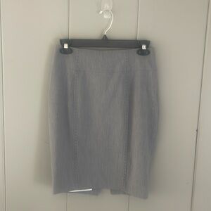 NWT Bebe Gray Pencil Skirt Business Office Women's size 2